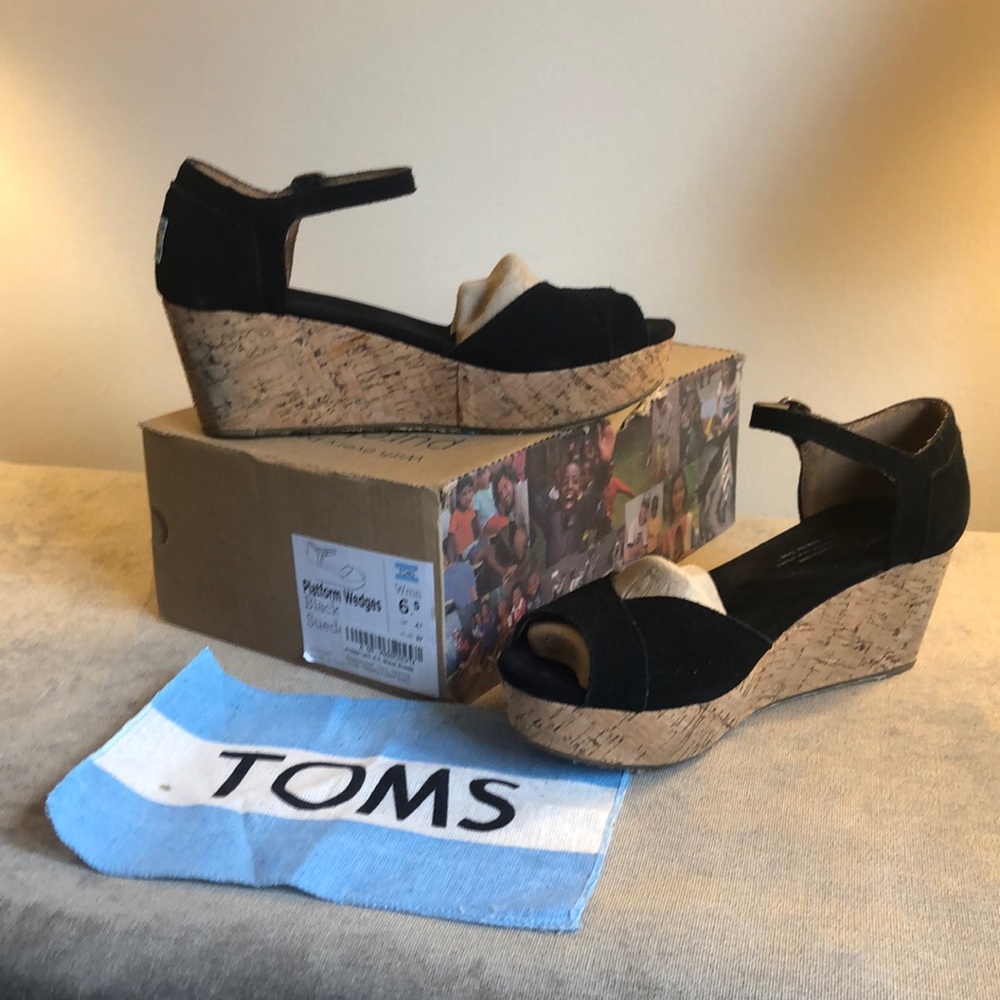 TOMS Size 6.5 Cork Platform Wedge Black Suede